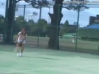 アジアの テニス 裁判所 公共 大人 クリップ